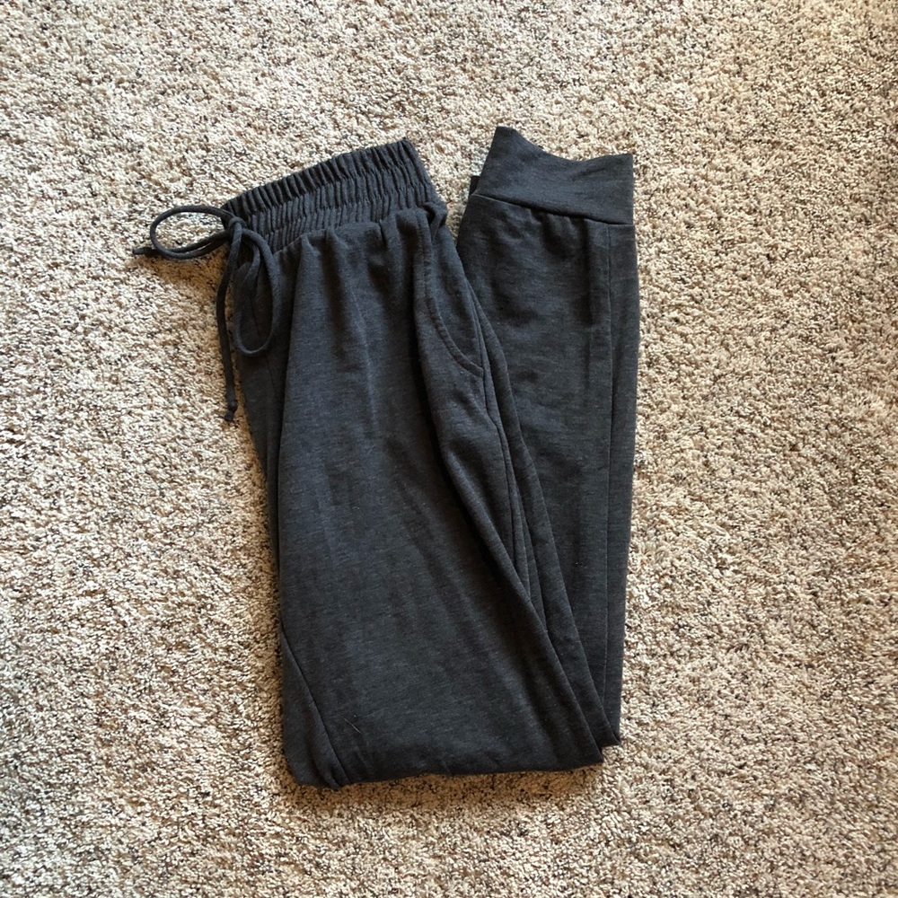Gray Joggers Forever 21!!!